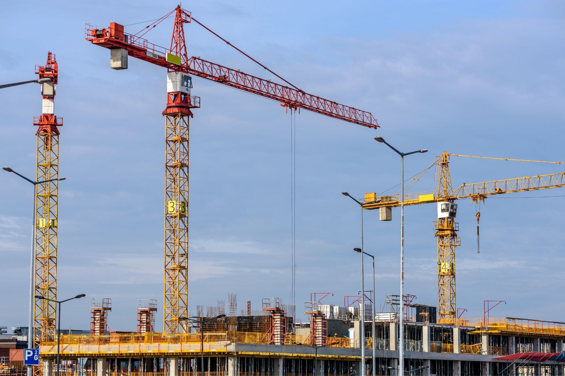 Grua na construção